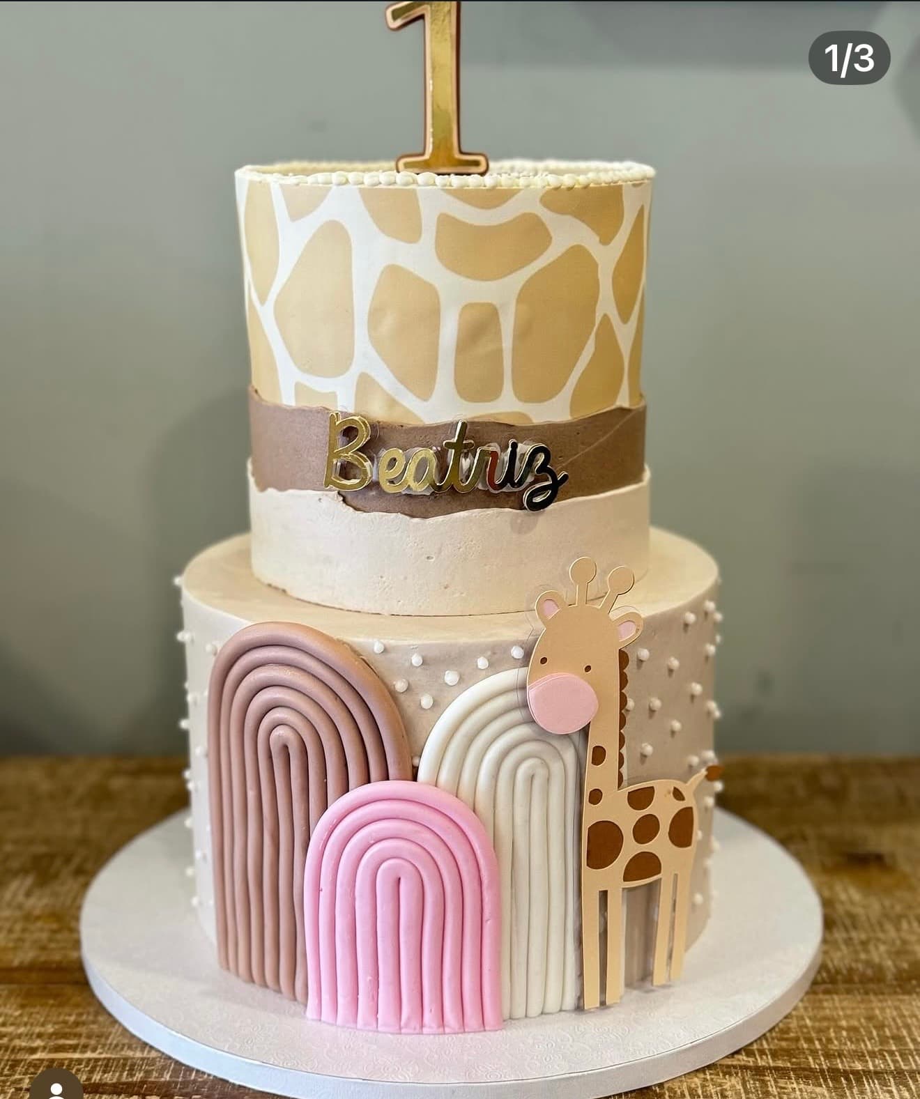 Girafa arco iris — bolo de aniversário por Fran Benetati, Santa Maria da Feira