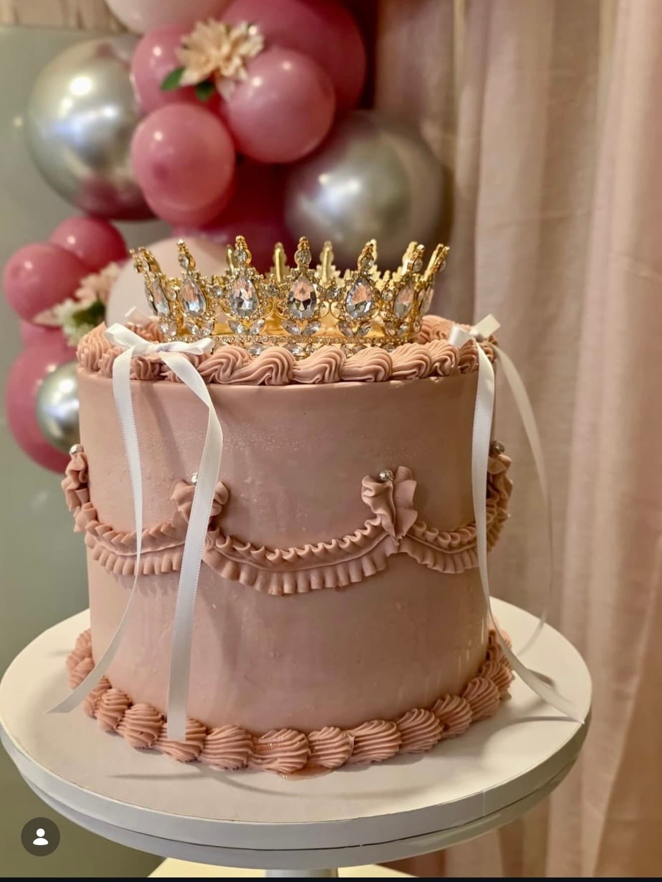 Princesa coroa — bolo de aniversário por Fran Benetati, Santa Maria da Feira
